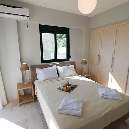 Villa Pearl Mansions *