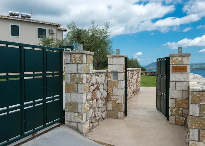 빌라 Pearl Mansions 니키아나