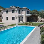 Villa Pearl Mansions